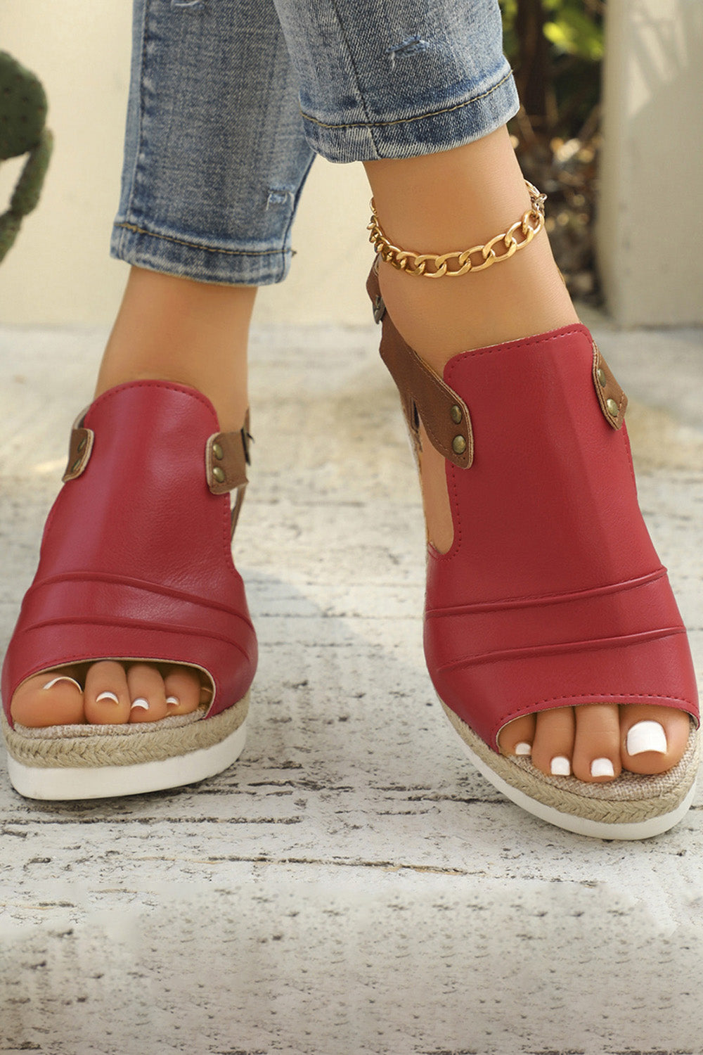 Casual Fish Mouth Buckle Strap Wedge Sandals
