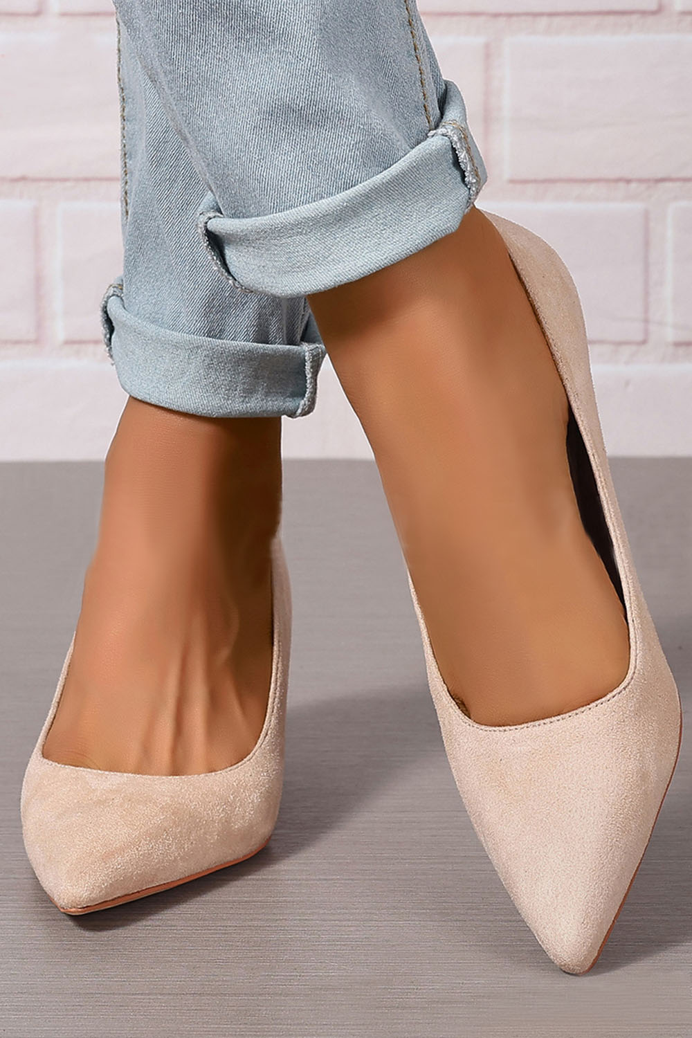 Casual Solid Color Pointed Toe Fine Heel Pumps