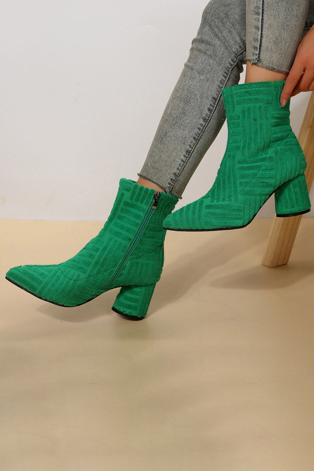 Daily Textured Pointy Toe Side Zipper Chunky Heel Ankle Boots