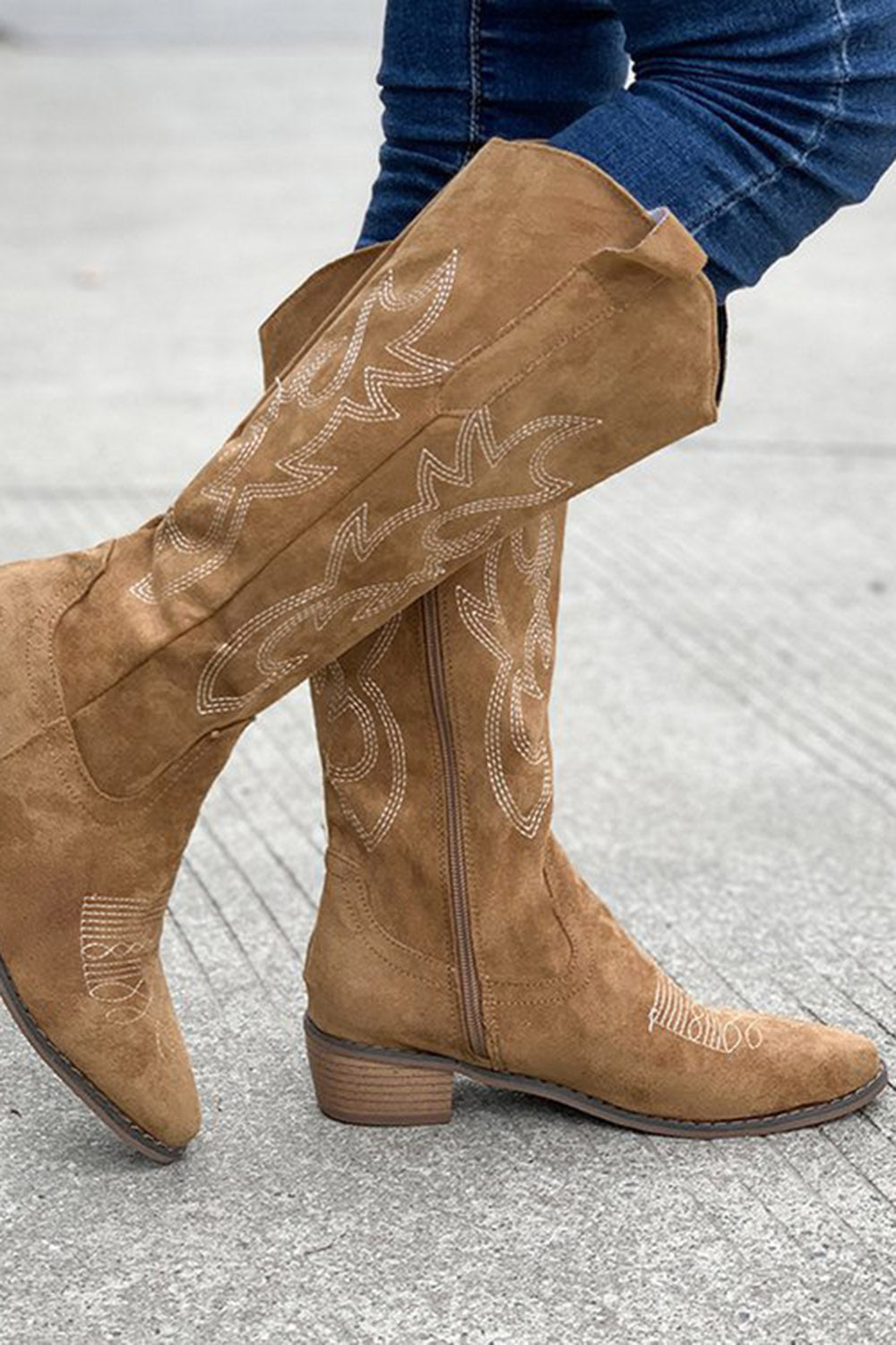 Vintage Khaki Embroidered Pointed Toe V-Cut Boots