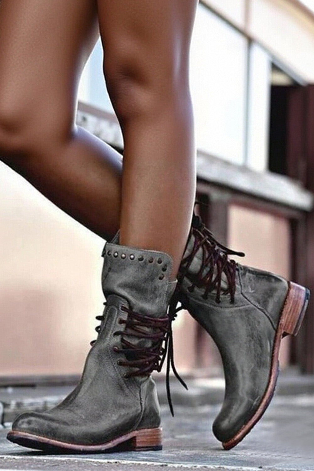 Vintage Solid Color Western Style Rivet Lace-Up Boots