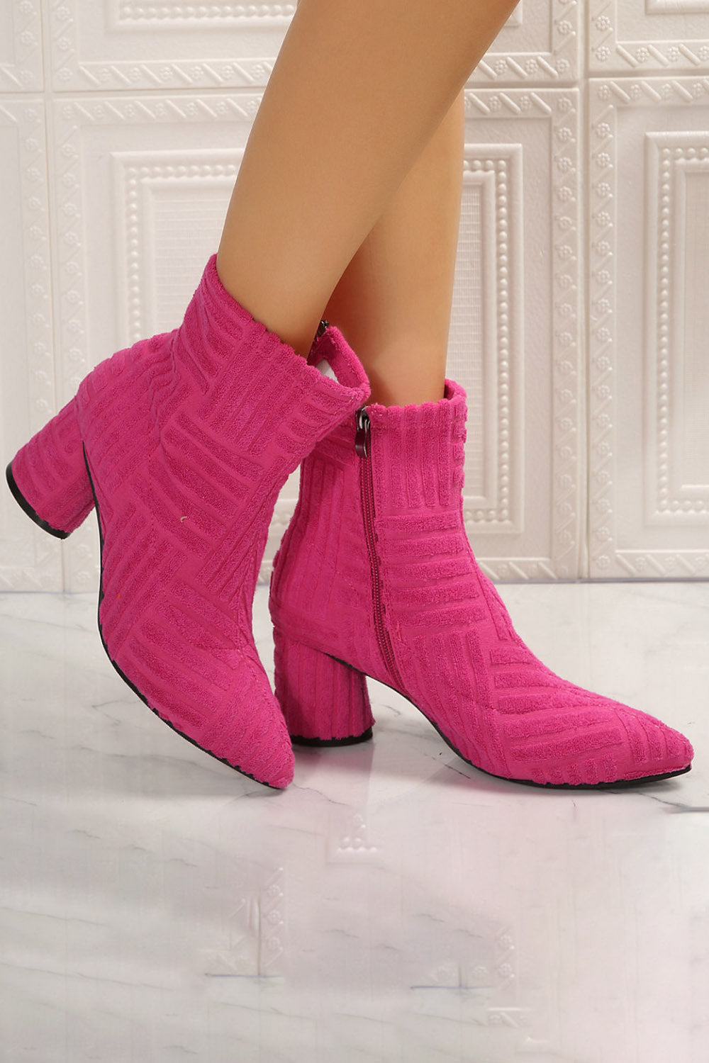 Daily Textured Pointy Toe Side Zipper Chunky Heel Ankle Boots