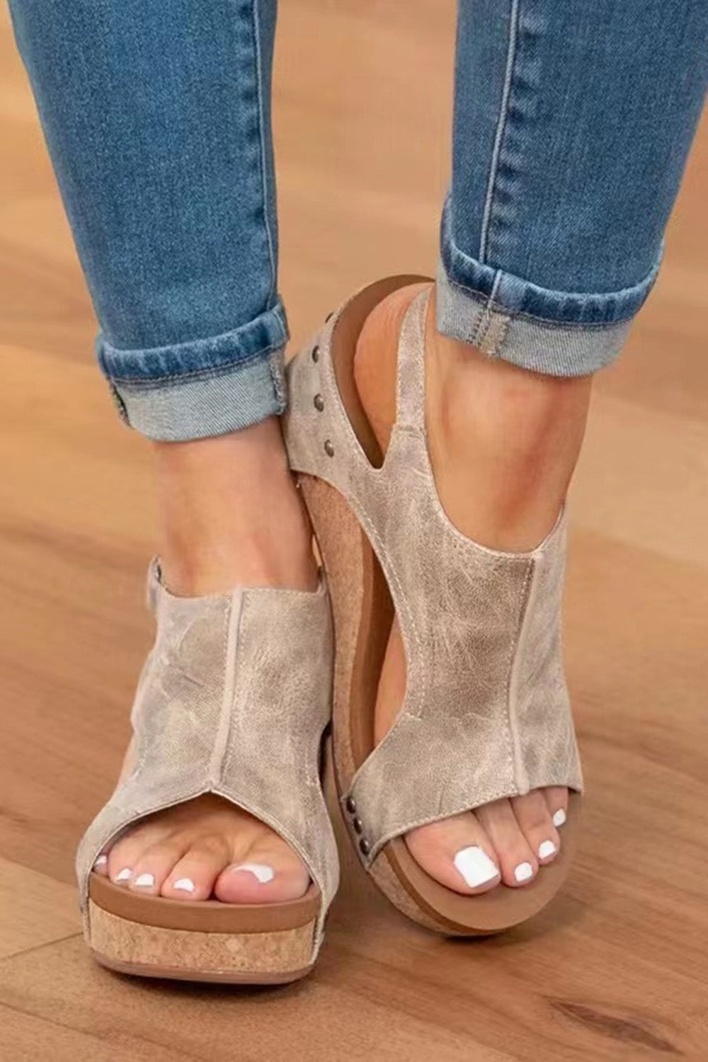 Casual Fish Mouth Buckle Wedge Heel Rivet Sandals