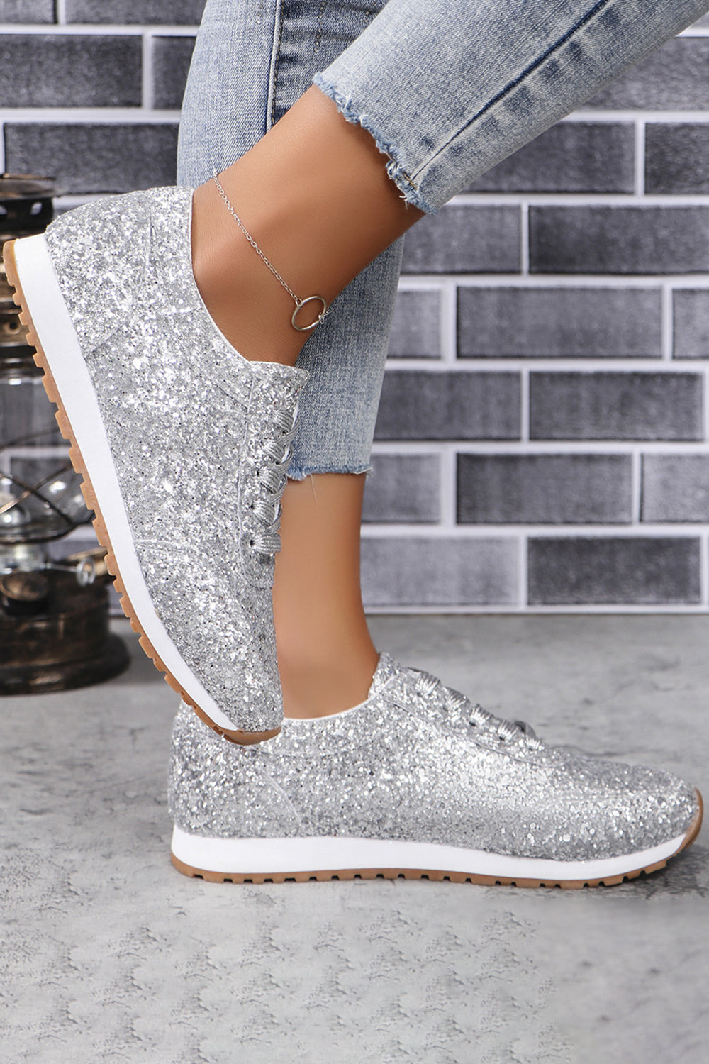 Casual Fashion Sequins Glitter Lace Up Running Shoes Sneakers