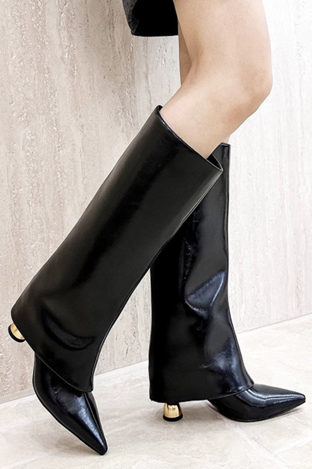 Daily Pointed Toe Folded Tube Patent Leather Metal Heel Boots