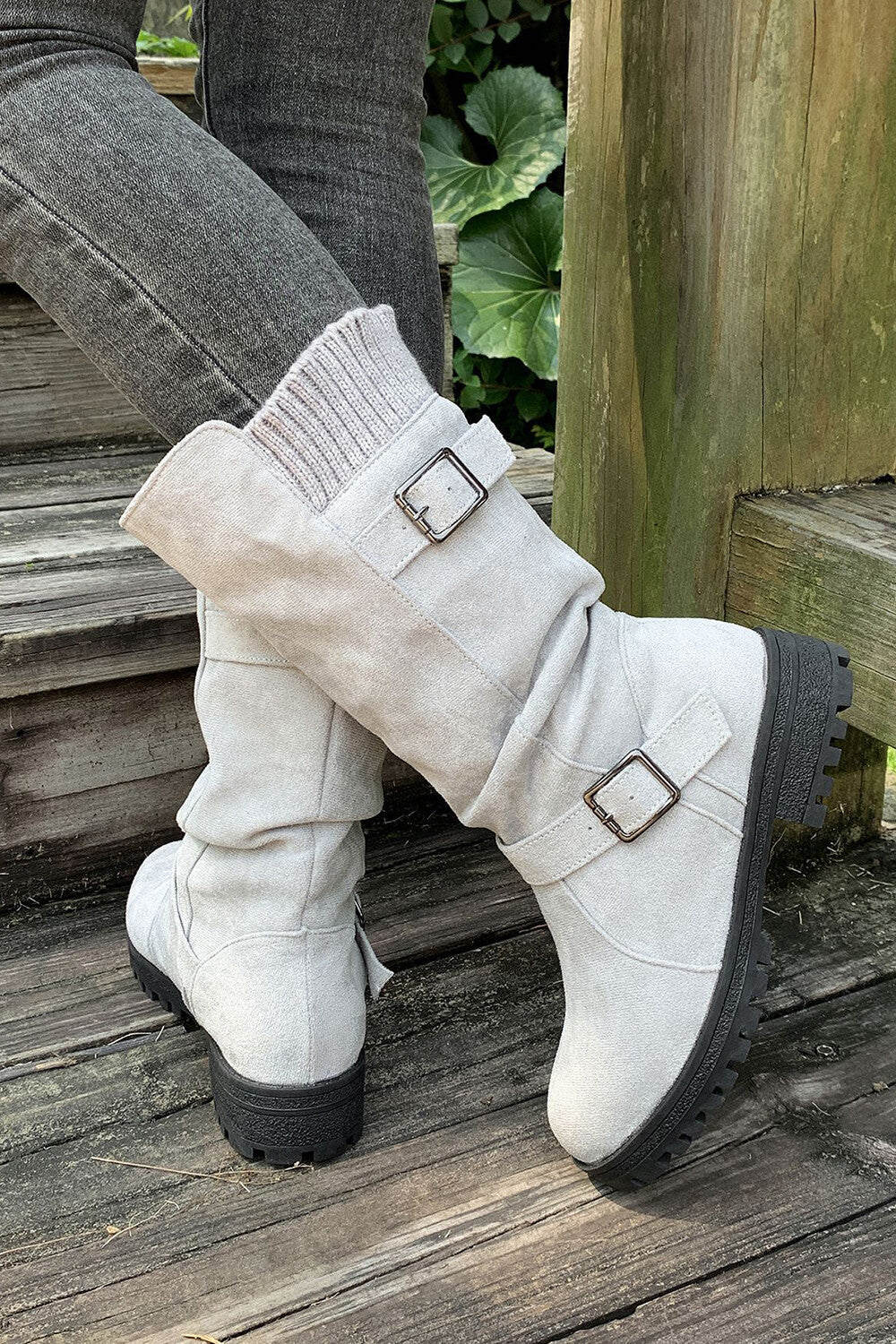 Retro Solid Color Round Toe Thick Heel Belt Buckle Suede Boots