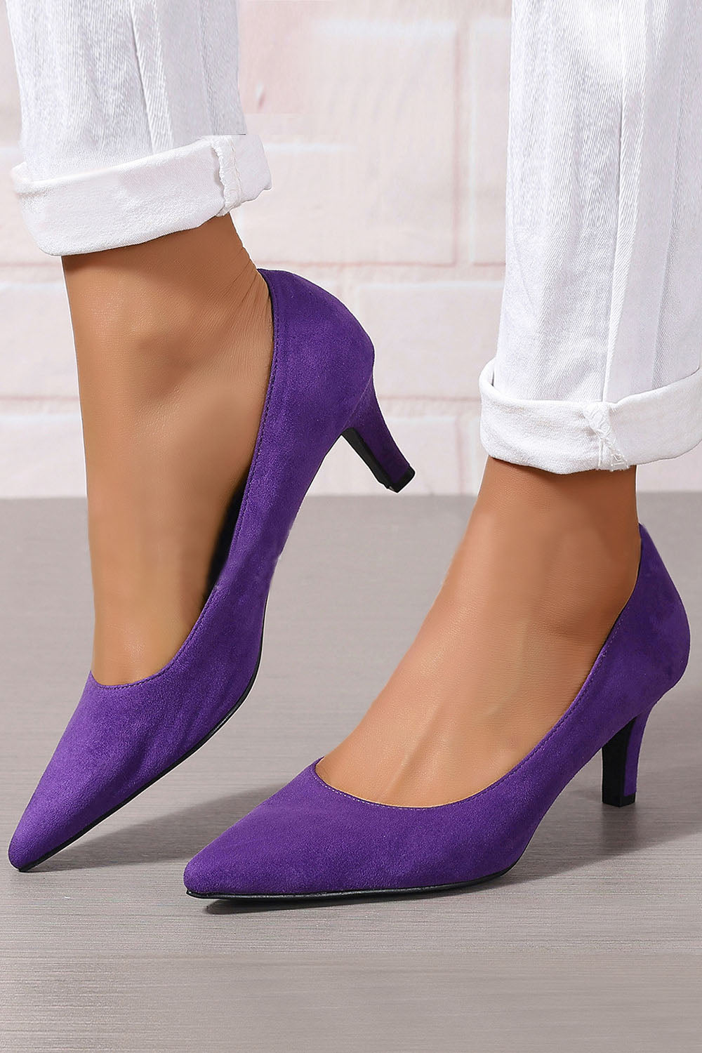Casual Solid Color Pointed Toe Fine Heel Pumps