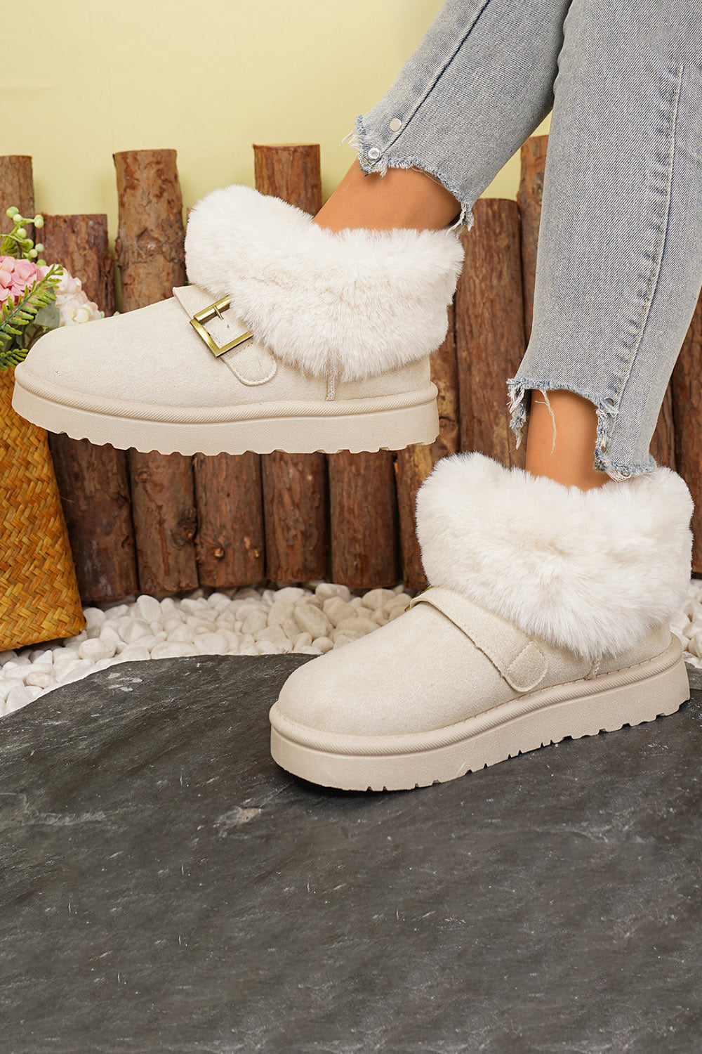 Fur Trimmed Plush Lined Strap Buckle Decor Round Toe Ankle Boots