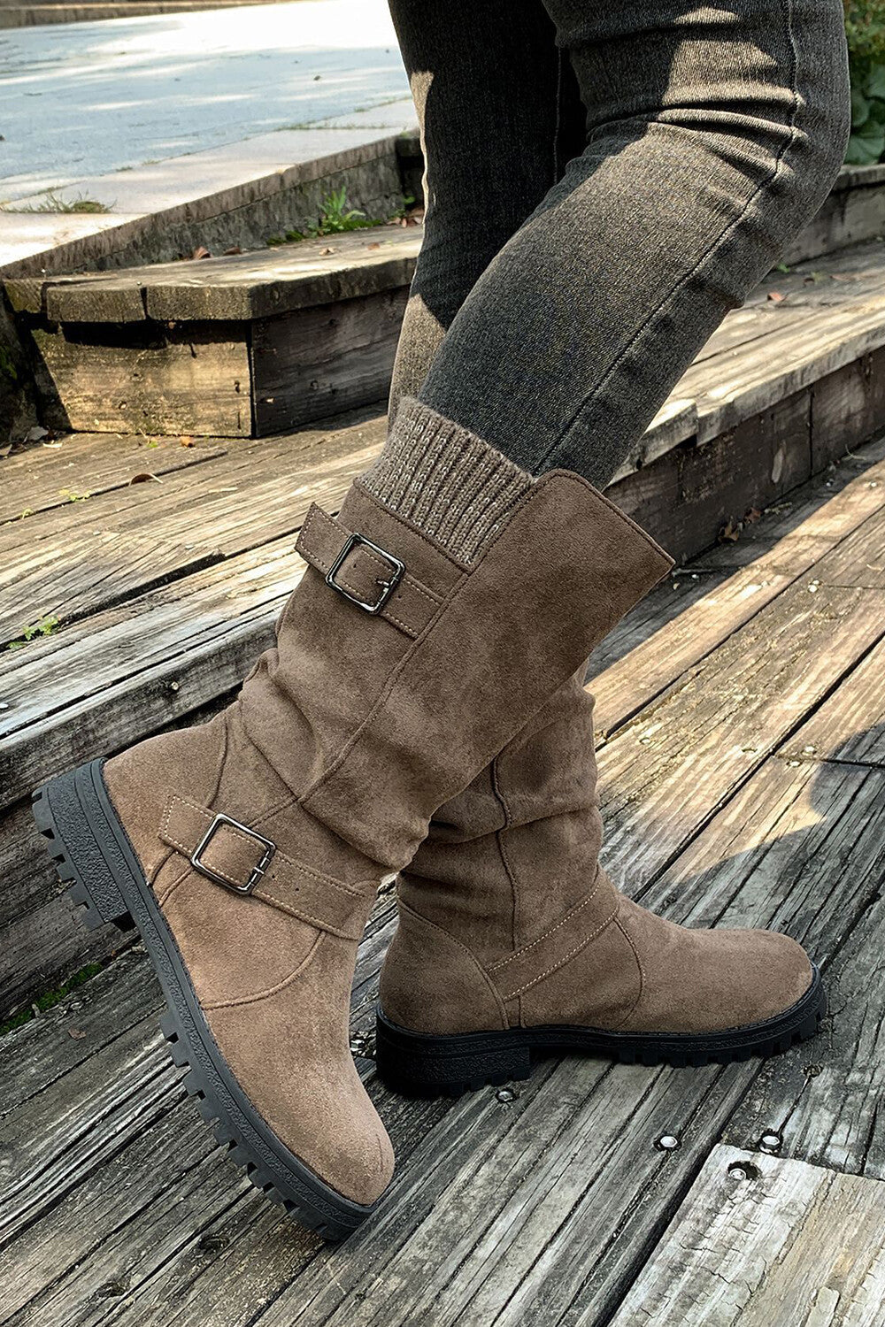 Retro Solid Color Round Toe Thick Heel Belt Buckle Suede Boots