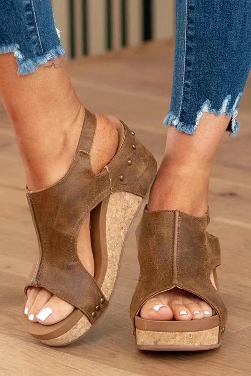Casual Fish Mouth Buckle Wedge Heel Rivet Sandals