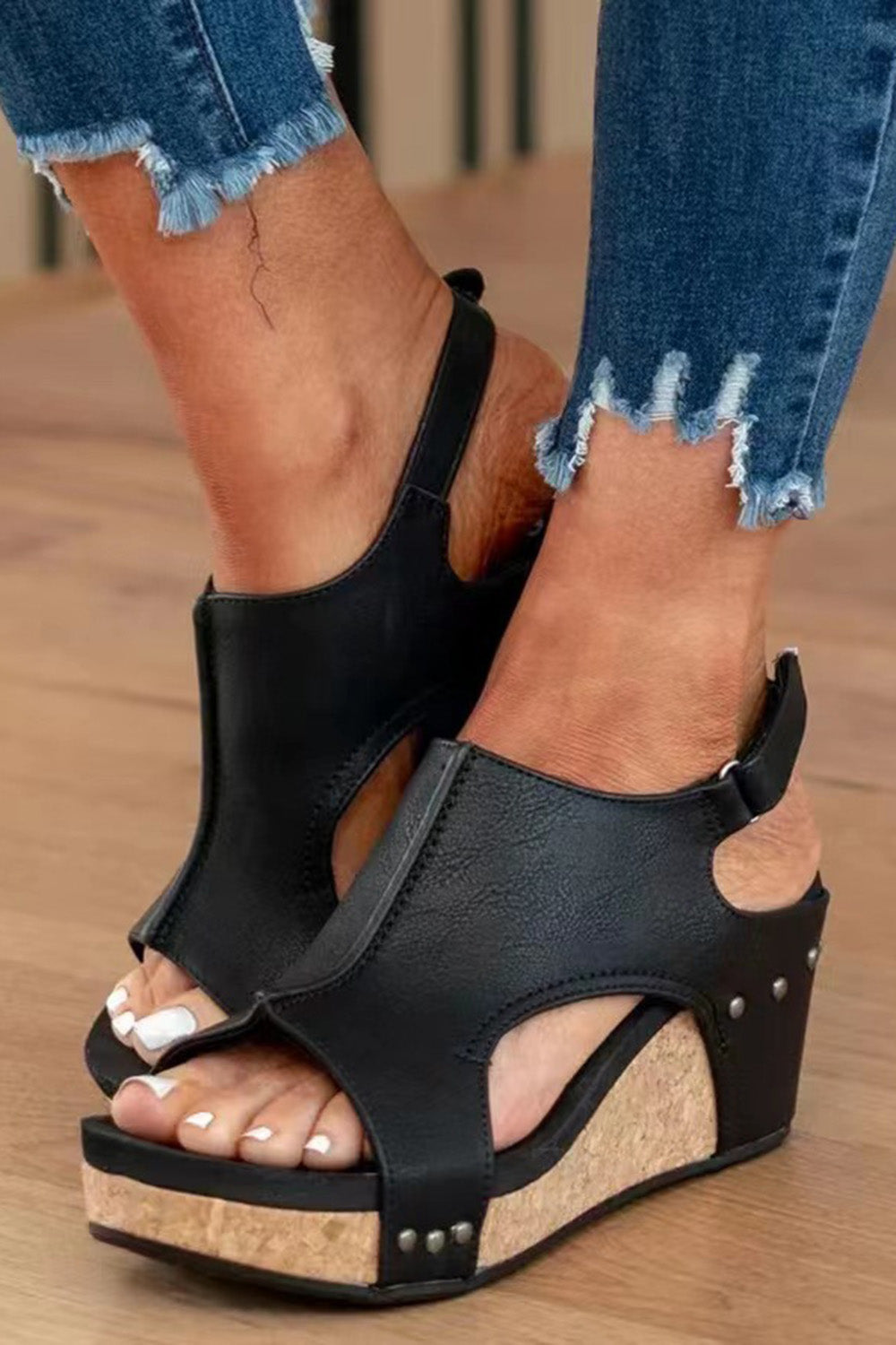 Casual Fish Mouth Buckle Wedge Heel Rivet Sandals