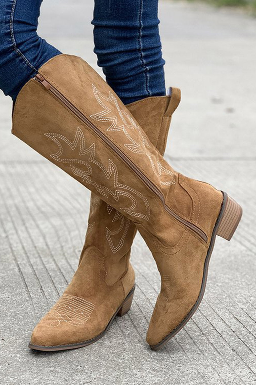 Vintage Khaki Embroidered Pointed Toe V-Cut Boots
